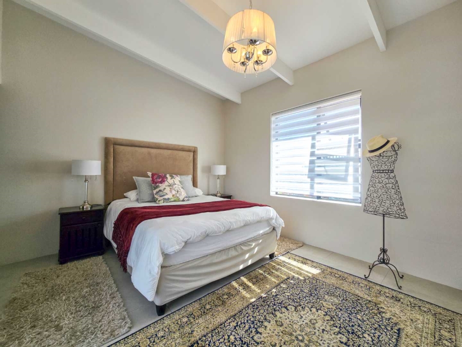 3 Bedroom Property for Sale in Stilbaai Oos Western Cape